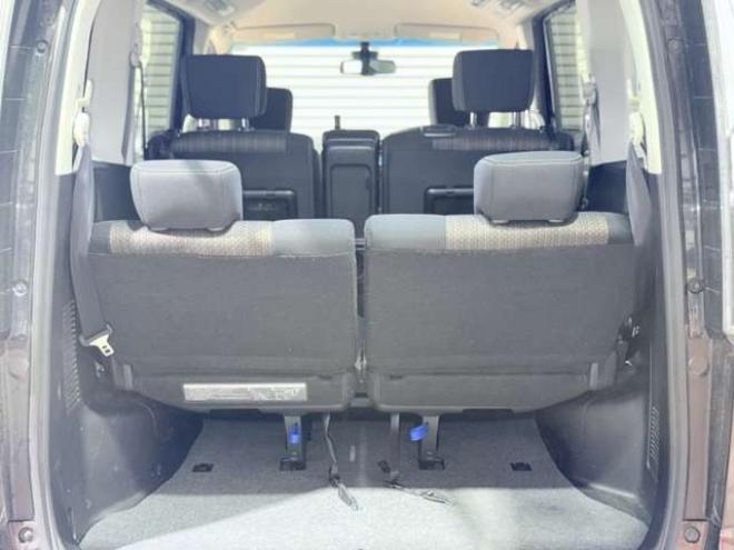 セレナ2.0 ハイウェイスター Vセレクション+SafetyII 4WD　下部防錆TVナビBカメ後席モニタ 2000