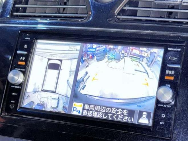 セレナ2.0 ハイウェイスター Vセレクション+SafetyII 4WD　下部防錆TVナビBカメ後席モニタ 2000