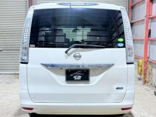 セレナ2.0 20X Vセレクション+Safety 4WD　下廻防錆TVナビBカメETC 2000