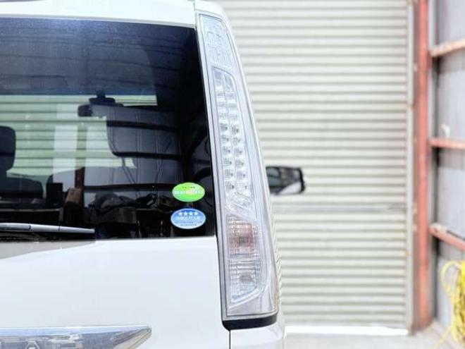 セレナ2.0 20X Vセレクション+Safety 4WD　下廻防錆TVナビBカメETC 2000