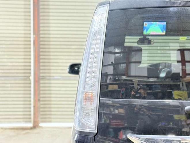 セレナ2.0 20X 4WD　下廻防錆TVナビBカメETC後モニ 2000