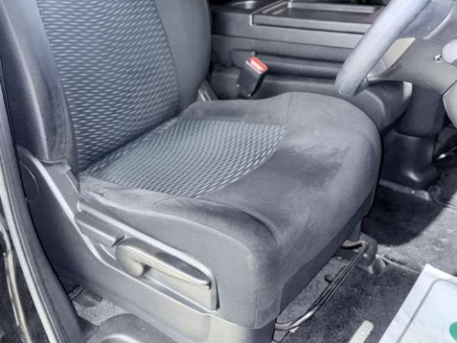 セレナ2.0 20X 4WD　下廻防錆TVナビBカメETC後モニ 2000