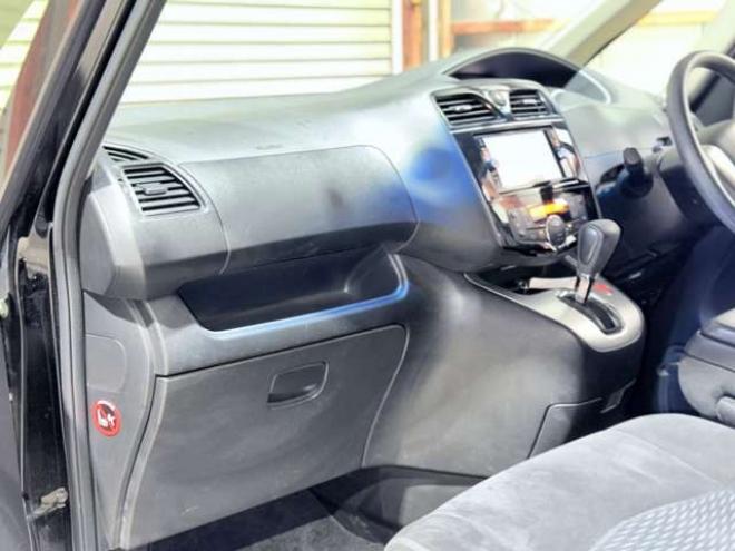 セレナ2.0 20X 4WD　下廻防錆TVナビBカメETC後モニ 2000