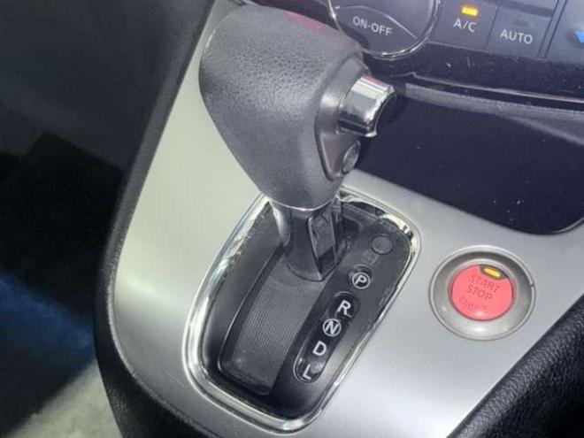 セレナ2.0 20X 4WD　下廻防錆TVナビBカメETC後モニ 2000
