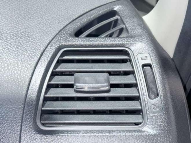 セレナ2.0 20X 4WD　下廻防錆TVナビBカメETC後モニ 2000