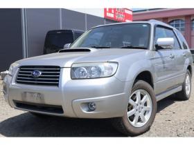 フォレスター　2.0 XT 4WD　ナビ・TV・Bカメラ・ターボ・走行1.7万k 2000