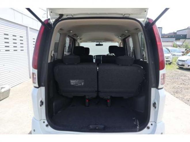 セレナ2.0 ハイウェイスター Vセレクション 4WD　両パワスラ・ナビTV・Bカメラ 2000