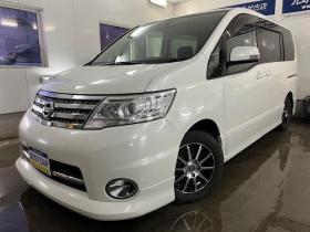 セレナ　ハイウェイスター　Ｖエアロセレクション　禁煙車　ＷＡＫＯＳバリアスコーティング済　社外１５インチＡＷ　社外１５ＡＷ＋スタッドレスタイヤ付　両側パワースライドドア　純正ナビ（フルセグ地デジ　ＤＶＤ再生　ミュージックサーバー）＋バックカメラ　インテリジェントキー　ＨＩＤヘッドライト　イオン空気清浄　ＥＴＣ　タイミングチェーン 4WD 2000 5Dr