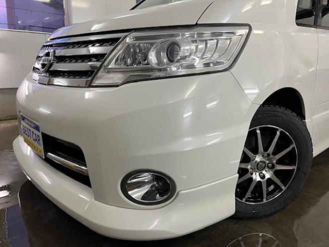 セレナハイウェイスター　Ｖエアロセレクション　禁煙車　ＷＡＫＯＳバリアスコーティング済　社外１５インチＡＷ　社外１５ＡＷ＋スタッドレスタイヤ付　両側パワースライドドア　純正ナビ（フルセグ地デジ　ＤＶＤ再生　ミュージックサーバー）＋バックカメラ　インテリジェントキー　ＨＩＤヘッドライト　イオン空気清浄　ＥＴＣ　タイミングチェーン 4WD 2000 5Dr