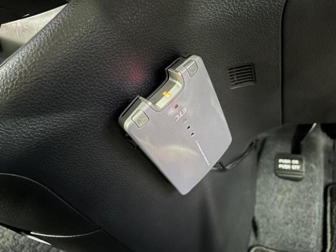 セレナハイウェイスター　Ｖエアロセレクション　禁煙車　ＷＡＫＯＳバリアスコーティング済　社外１５インチＡＷ　社外１５ＡＷ＋スタッドレスタイヤ付　両側パワースライドドア　純正ナビ（フルセグ地デジ　ＤＶＤ再生　ミュージックサーバー）＋バックカメラ　インテリジェントキー　ＨＩＤヘッドライト　イオン空気清浄　ＥＴＣ　タイミングチェーン 4WD 2000 5Dr
