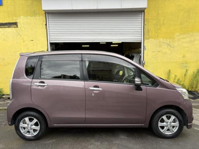 ムーヴ（店長おすすめコミコミ車）カスタムX 4WD 660 5Dr