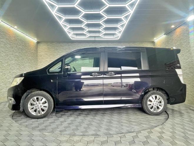 ステップワゴン2.0スパーダZi 4WD 5年保証 スマキー 両側パワスラ ナビTV Bカメ ETC 寒冷地仕様 禁煙 車検整備2年付 修復歴無