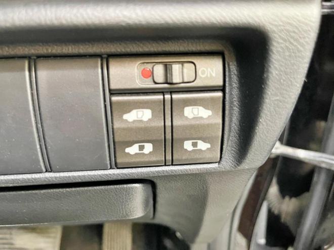 エリシオン2.4プレステージS 4WD 5年保証 スマキー 両側パワスラ ナビTV Bカメ 寒冷地仕様 禁煙 車検整備2年付 修復歴無