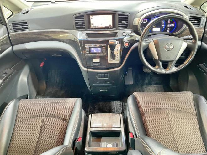 エルグランド250ハイウェイスター 4WD 5年保証 スマキー パワスラ ナビTV Bカメ ETC 後席モニタ 寒冷地仕様 禁煙 車検整備2年付 修復歴無