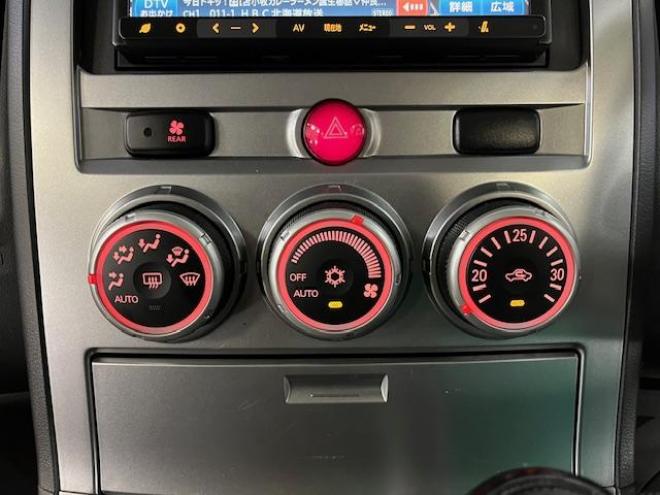 デリカＤ：５　Ｇパワーパッケージ　本州仕入　ワンオーナー　禁煙車　エクストリーム１６インチＡＷ＋ＢＦグッドリッチホワイトレター　社外１６ＡＷ＋スタッドレスタイヤ付　新品ＪＡＯＳブラックマッドガード　両側パワースライドドア　クラリオンナビ（地デジ　ＤＶＤ再生　Ｂｌｕｅｔｏｏｔｈ）＋バックカメラ　純正スライディングマジックルーフキャリア　クルーズコントロール　スマートキー　パドルシフト　横滑り防止装置　盗難防止装置　リアヒーター　ＨＩＤ　ＥＴＣ 4WD 2400 5Dr