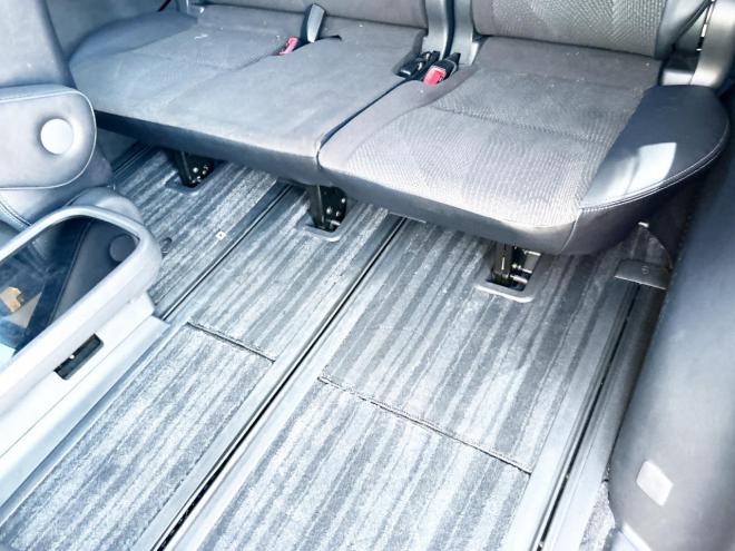 エスティマハイブリッドハイブリッド2.4アエラス プレミアムED 4WD　ローンが不安な方＜優遇ローン＞両側パワスラ　社外ナビ　ハーフレザー 4WD