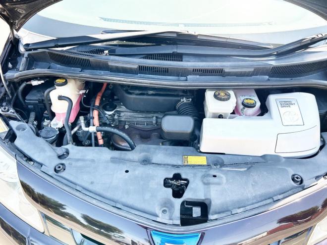 エスティマハイブリッドハイブリッド2.4アエラス プレミアムED 4WD　ローンが不安な方＜優遇ローン＞両側パワスラ　社外ナビ　ハーフレザー 4WD