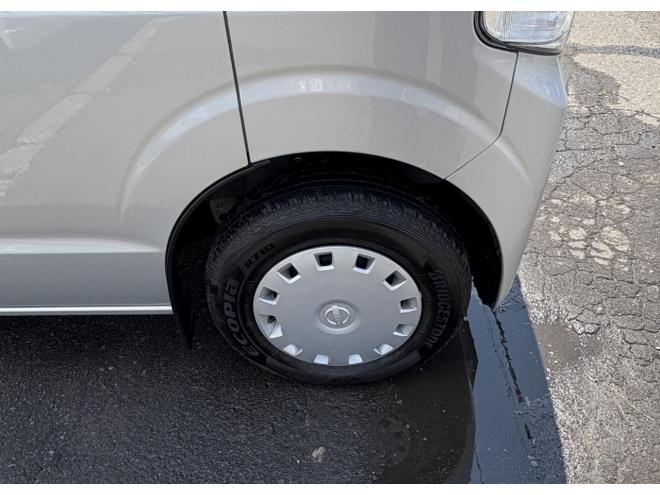 エブリィEVERY VAN 4WD JION TURBO寒冷地仕様　本州仕入　TURBO ブレーキアシスト　VSC Bluetoothフルセグナビ　バイザー　電動格納ミラー　リアヒーター　エンジンオイル交換　ATF交換　取説・保証書・記録簿2枚 4WD 660 5Dr