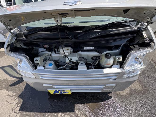 エブリィEVERY VAN 4WD JION TURBO寒冷地仕様　本州仕入　TURBO ブレーキアシスト　VSC Bluetoothフルセグナビ　バイザー　電動格納ミラー　リアヒーター　エンジンオイル交換　ATF交換　取説・保証書・記録簿2枚 4WD 660 5Dr