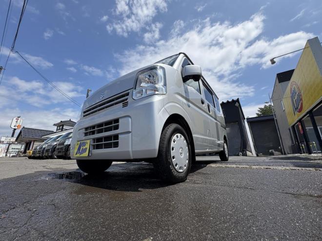 エブリィEVERY VAN 4WD JION TURBO寒冷地仕様　本州仕入　TURBO ブレーキアシスト　VSC Bluetoothフルセグナビ　バイザー　電動格納ミラー　リアヒーター　エンジンオイル交換　ATF交換　取説・保証書・記録簿2枚 4WD 660 5Dr