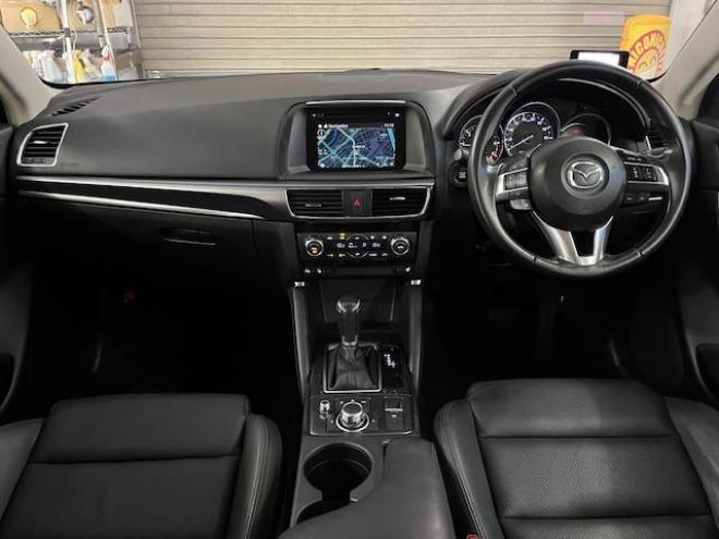 CX-5ＸＤ　Ｌパッケージ　本州仕入　ワンオーナー　禁煙車　ＷＡＫＯＳバリアスコーティング済　スカイアクティブディーゼルターボ　純正１９インチＡＷ　社外ＡＷ＋スタッドレスタイヤ付　純正ナビ（Ｂｌｕｅｔｏｏｔｈ）＋バックカメラ＆サイドカメラ　ＢＯＳＥサウンド　純正ブラックレザーシート　レーダークルーズコントロール　ブラインドスポット　車線逸脱警報　ＬＥＤヘッドライト　両席シートヒーター　アドバンスキー　横滑り防止装置　ＥＴＣ 4WD 2200 5Dr