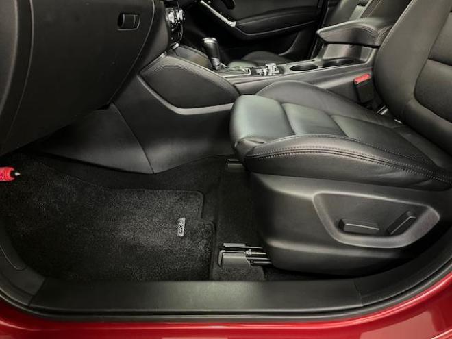 CX-5ＸＤ　Ｌパッケージ　本州仕入　ワンオーナー　禁煙車　ＷＡＫＯＳバリアスコーティング済　スカイアクティブディーゼルターボ　純正１９インチＡＷ　社外ＡＷ＋スタッドレスタイヤ付　純正ナビ（Ｂｌｕｅｔｏｏｔｈ）＋バックカメラ＆サイドカメラ　ＢＯＳＥサウンド　純正ブラックレザーシート　レーダークルーズコントロール　ブラインドスポット　車線逸脱警報　ＬＥＤヘッドライト　両席シートヒーター　アドバンスキー　横滑り防止装置　ＥＴＣ 4WD 2200 5Dr
