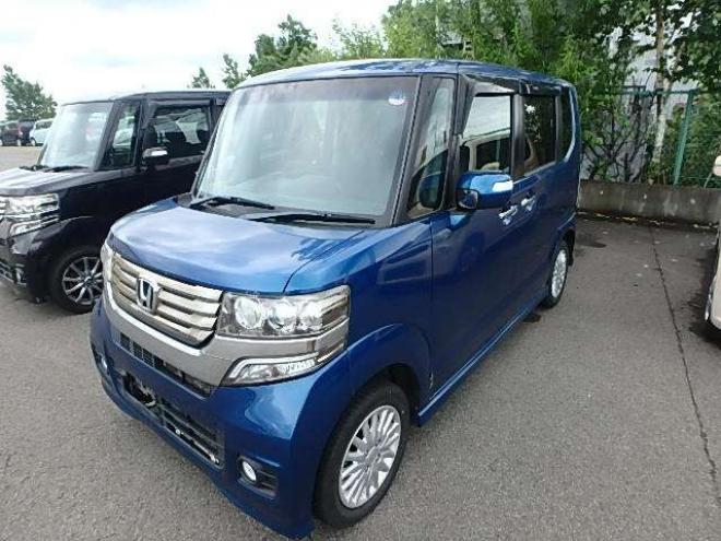 N-BOXカスタムG Lパッケージ 4WD　検9/8パワスラ夏冬タイヤアルミ付 660