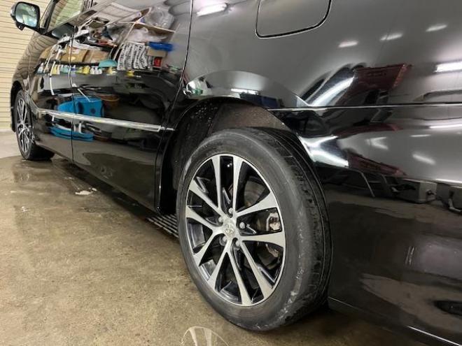 エスティマアエラス　プレミアムエディション　後期型　寒冷地仕様　禁煙車　ＷＡＫＯＳバリアスコーティング済　純正１８インチＡＷ　純正１７ＡＷ＋スタッドレスタイヤ付　両側パワースライドドア　純正ハーフレザーシート　イクリプスナビ（フルセグ地デジ　ＤＶＤ再生　Ｂｌｕｅｔｏｏｔｈ）＋バックカメラ　エンジンスターター　ＰＵＳＨスタート　スマートキー　クルーズコントロール　タイミングチェーン車　ＨＩＤ ヘッドライト　フロントガラス熱線　リアヒーター 4WD 2400 5Dr