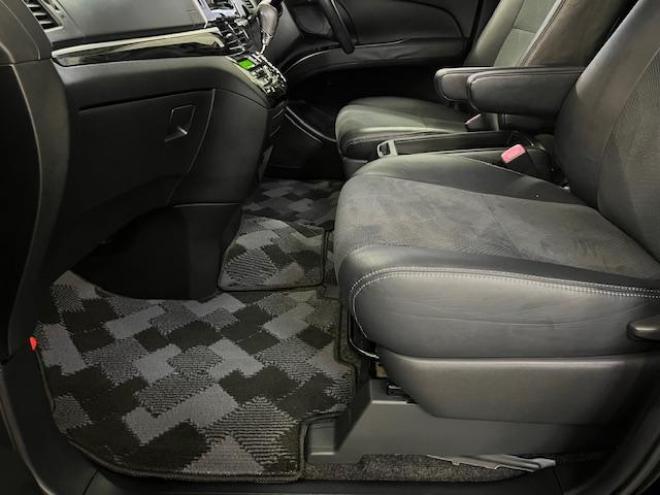 エスティマアエラス　プレミアムエディション　後期型　寒冷地仕様　禁煙車　ＷＡＫＯＳバリアスコーティング済　純正１８インチＡＷ　純正１７ＡＷ＋スタッドレスタイヤ付　両側パワースライドドア　純正ハーフレザーシート　イクリプスナビ（フルセグ地デジ　ＤＶＤ再生　Ｂｌｕｅｔｏｏｔｈ）＋バックカメラ　エンジンスターター　ＰＵＳＨスタート　スマートキー　クルーズコントロール　タイミングチェーン車　ＨＩＤ ヘッドライト　フロントガラス熱線　リアヒーター 4WD 2400 5Dr
