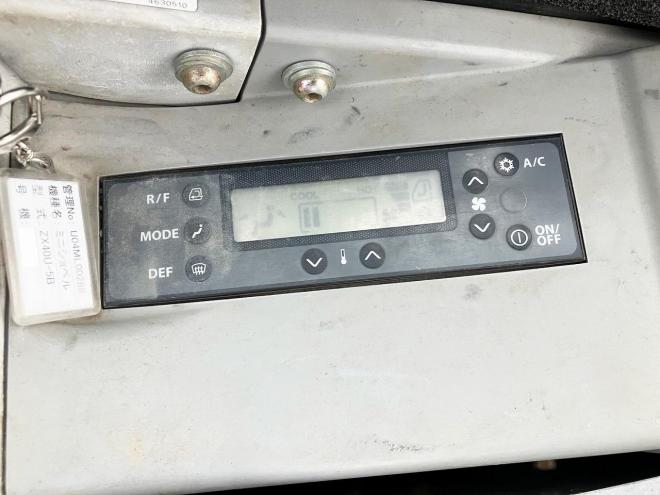 バックホー日立　中古　ZX40U-5B