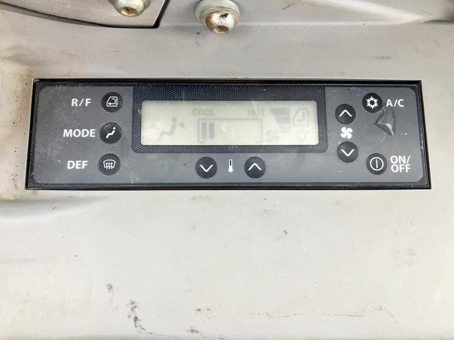 バックホー日立　中古　ZX40U-5B