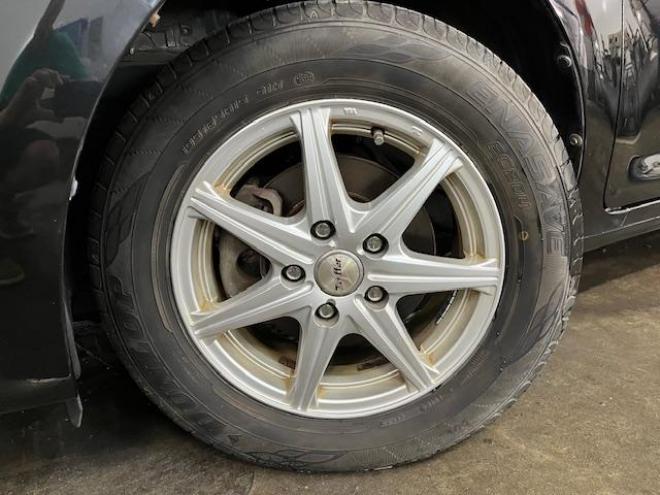 カローラルミオン１．８Ｓ　本州仕入　禁煙車　ＷＡＫＯＳバリアスコーティング済　社外１５インチＡＷ　スタッドレスタイヤ付　純正ナビ（フルセグ地デジ　ＤＶＤ再生　Ｂｌｕｅｔｏｏｔｈオーディオ）＋バックカメラ　ＨＩＤヘッドライト　フロントガラス熱線　ＰＵＳＨスタート　スマートキー　タイミングチェーン車 4WD 1800 5Dr