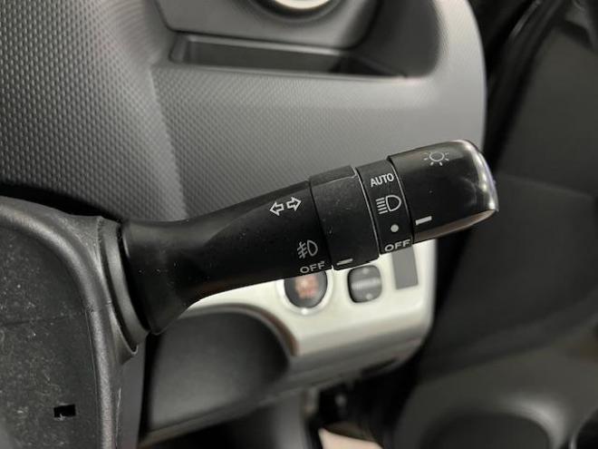 カローラルミオン１．８Ｓ　本州仕入　禁煙車　ＷＡＫＯＳバリアスコーティング済　社外１５インチＡＷ　スタッドレスタイヤ付　純正ナビ（フルセグ地デジ　ＤＶＤ再生　Ｂｌｕｅｔｏｏｔｈオーディオ）＋バックカメラ　ＨＩＤヘッドライト　フロントガラス熱線　ＰＵＳＨスタート　スマートキー　タイミングチェーン車 4WD 1800 5Dr