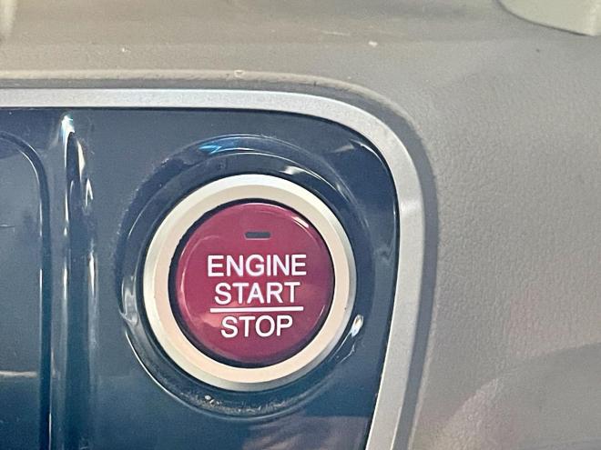 N-BOX660G Lパッケージ 4WD 5年保証 スマキー 両側パワスラ ナビ Bカメ ETC 寒冷地仕様 車検整備2年付 修復歴無