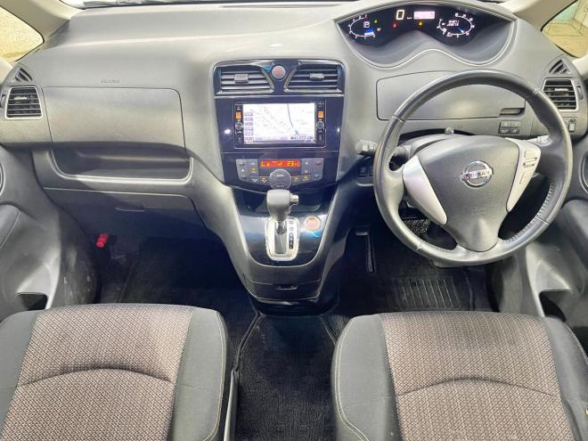 セレナ2.0HスターVセレクション+Safety 4WD 5年保証 スマキー ナビTV Bカメ 寒冷地仕様 禁煙 車検整備2年付 修復歴無