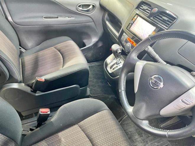 セレナ2.0HスターVセレクション+Safety 4WD 5年保証 スマキー ナビTV Bカメ 寒冷地仕様 禁煙 車検整備2年付 修復歴無