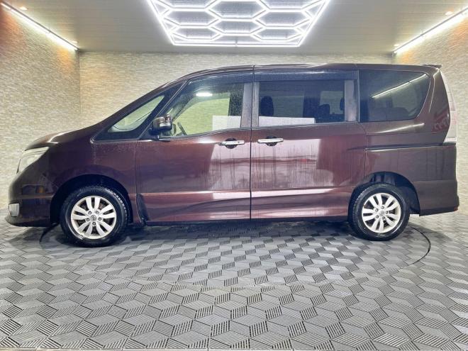 セレナ2.0HスターVセレクション+Safety 4WD 5年保証 スマキー ナビTV Bカメ 寒冷地仕様 禁煙 車検整備2年付 修復歴無
