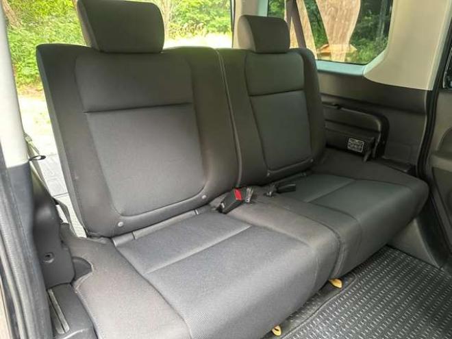 エレメント2.4 4WD　ETC/社外ナビ/後席モニター/ルーフラック 2400