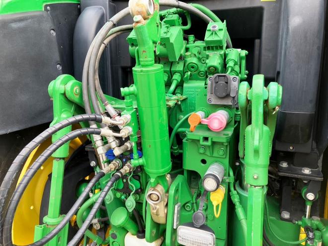トラクタージョンディア　中古　JD6130R