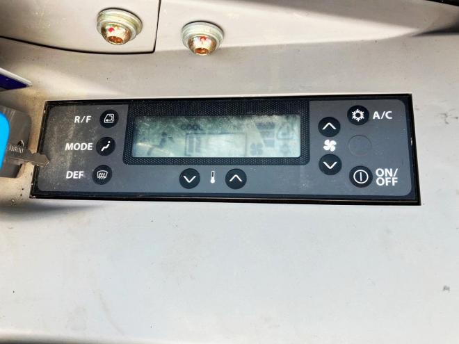 バックホー日立　中古　ZX40U-5B