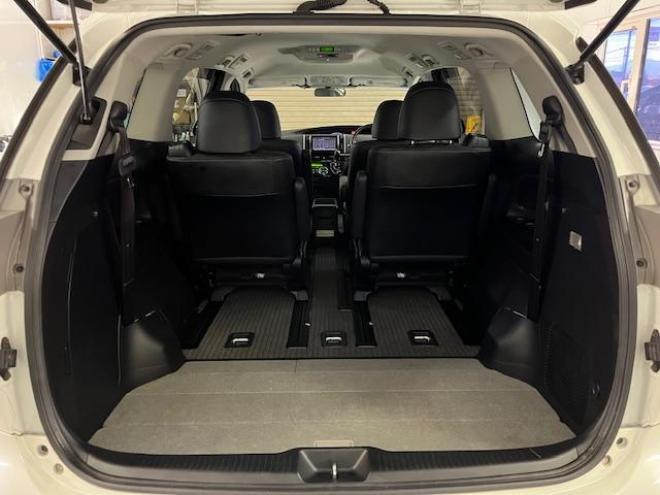 エスティマアエラス　プレミアムエディション　後期型　本州仕入　禁煙車　ＷＡＫＯＳバリアスコーティング済　純正１８インチＡＷ　社外１７ＡＷ＋スタッドレスタイヤ付　両側パワースライドドア　パワーバックドア　純正ハーフレザーシート　純正ナビ（フルセグ地デジ　ＤＶＤ再生　Ｂｌｕｅｔｏｏｔｈ）＋バックカメラ　純正１１インチリアフリップダウンモニター　ＰＵＳＨスタート　スマートキー　クルーズコントロール　運転席パワーシート　２列目オットマン仕様　タイミングチェーン車　ＨＩＤ ヘッドライト　横滑り防止装置 4WD 2400 5D