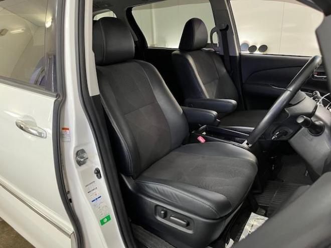 エスティマアエラス　プレミアムエディション　後期型　本州仕入　禁煙車　ＷＡＫＯＳバリアスコーティング済　純正１８インチＡＷ　社外１７ＡＷ＋スタッドレスタイヤ付　両側パワースライドドア　パワーバックドア　純正ハーフレザーシート　純正ナビ（フルセグ地デジ　ＤＶＤ再生　Ｂｌｕｅｔｏｏｔｈ）＋バックカメラ　純正１１インチリアフリップダウンモニター　ＰＵＳＨスタート　スマートキー　クルーズコントロール　運転席パワーシート　２列目オットマン仕様　タイミングチェーン車　ＨＩＤ ヘッドライト　横滑り防止装置 4WD 2400 5D