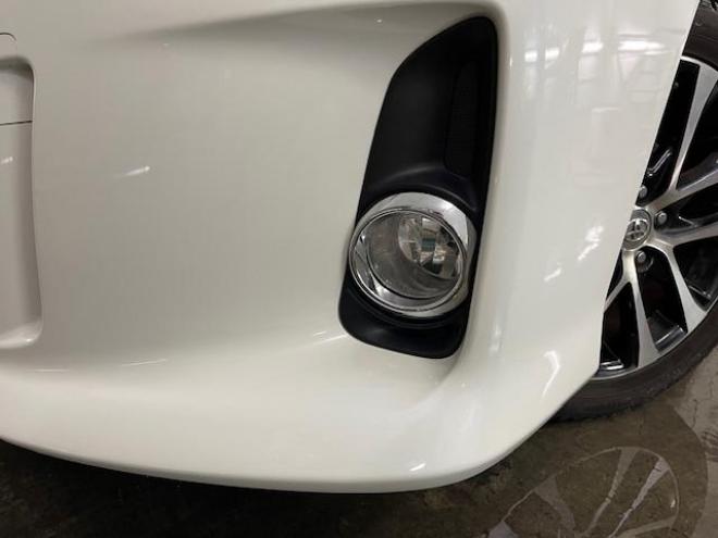 エスティマアエラス　プレミアムエディション　後期型　本州仕入　禁煙車　ＷＡＫＯＳバリアスコーティング済　純正１８インチＡＷ　社外１７ＡＷ＋スタッドレスタイヤ付　両側パワースライドドア　パワーバックドア　純正ハーフレザーシート　純正ナビ（フルセグ地デジ　ＤＶＤ再生　Ｂｌｕｅｔｏｏｔｈ）＋バックカメラ　純正１１インチリアフリップダウンモニター　ＰＵＳＨスタート　スマートキー　クルーズコントロール　運転席パワーシート　２列目オットマン仕様　タイミングチェーン車　ＨＩＤ ヘッドライト　横滑り防止装置 4WD 2400 5D