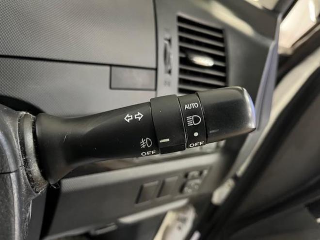 エスティマアエラス　プレミアムエディション　後期型　本州仕入　禁煙車　ＷＡＫＯＳバリアスコーティング済　純正１８インチＡＷ　社外１７ＡＷ＋スタッドレスタイヤ付　両側パワースライドドア　パワーバックドア　純正ハーフレザーシート　純正ナビ（フルセグ地デジ　ＤＶＤ再生　Ｂｌｕｅｔｏｏｔｈ）＋バックカメラ　純正１１インチリアフリップダウンモニター　ＰＵＳＨスタート　スマートキー　クルーズコントロール　運転席パワーシート　２列目オットマン仕様　タイミングチェーン車　ＨＩＤ ヘッドライト　横滑り防止装置 4WD 2400 5D