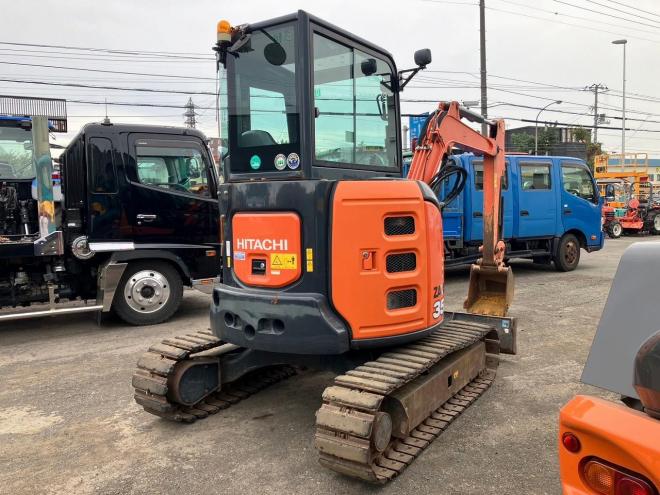 バックホー日立　中古　ZX35U-5B