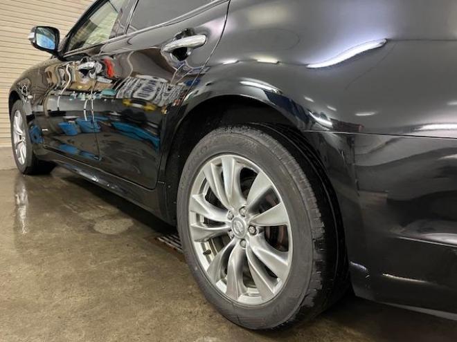 フーガ３７０ＧＴ　ＦＯＵＲ　Ａパッケージ　ワンオーナー　寒冷地仕様　禁煙車　ＷＡＫＯＳバリアスコーティング済　純正１８インチＡＷ　純正１８ＡＷ＋スタッドレスタイヤ付　純正ＨＤＤナビ（フルセグ地デジ　ＤＶＤ再生　Ｂｌｕｅｔｏｏｔｈ　ミュージックサーバー）＋バック＆サイドカメラ　純正ハーフレザーシート　クルーズコントロール　前後ドライブレコーダー　エンジンスターター　両席パワーシート　ＰＵＳＨスタート　スマートキー　横滑り防止装置　タイミングチェーン車　ＨＩＤ　ＥＴＣ 4WD 3700 4Dr
