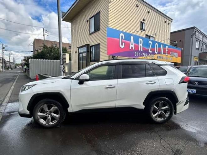 RAV-42.0 G 4WD　純正ナビバックモニター　フルセグTV　電動パワーゲート　パワーシート衝突軽減ブレーキ　ステアリングヒーター　ETC 2000