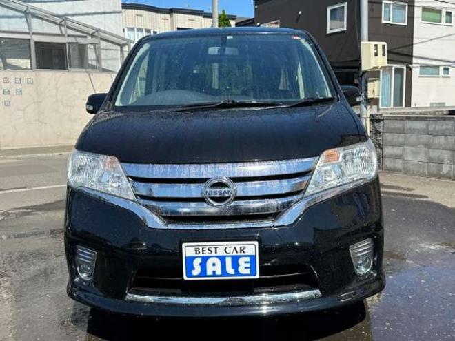 セレナ2.0 ハイウェイスター 4WD　両側ワンタッチオートスライドドア　SDナビ　地デジ　Bluetooth　横滑り防止装置　ETC 2000