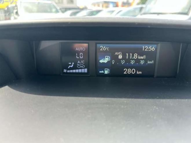 インプレッサスポーツ 1.6 i-L 4WD　SDナビ　Bluetooth　アイドリングストップ　横滑り防止装置　ETC　純正アルミホイール夏 1600