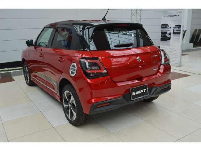 スイフト1.2 ハイブリッド MZ 4WD　ワンオーナー車ハイブリッド4WDセーフティサポート搭載アダプティブクルーズコントロール全方位モニター9インチナビTVバックアイカメラハイビームアシストLEDドラレコETC 1200